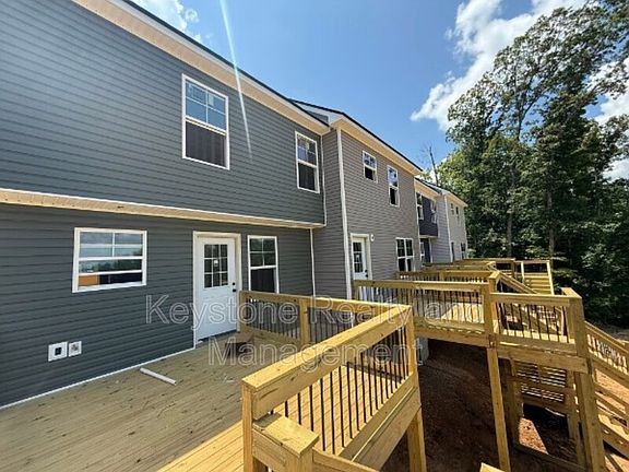 2nd image of 80D Ridge Rd