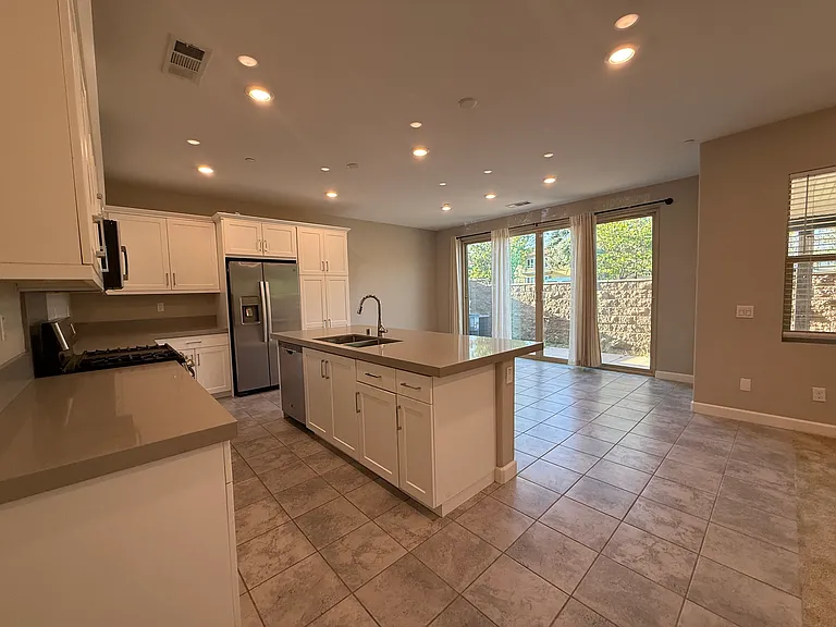10110 Hercules Way — Photo 40