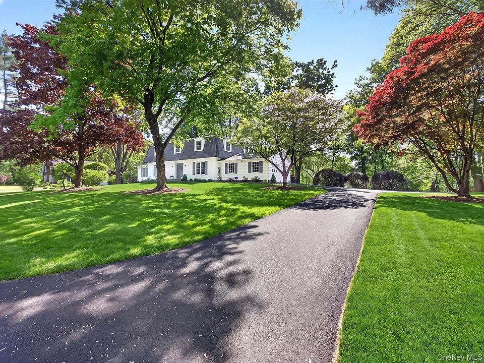 9 Woodthrush Drive, West Nyack, NY 10994 | Zillow