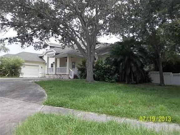 3rd image of 1948 Cove Ln