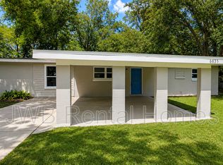 6835 Tinkerbell Ln, Jacksonville, FL 32210