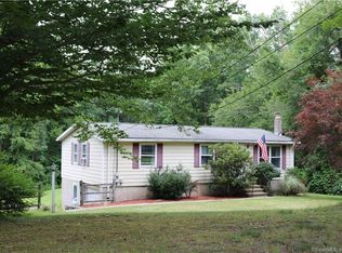 91 E Haddam Colchester Tpke, Moodus, CT 06469