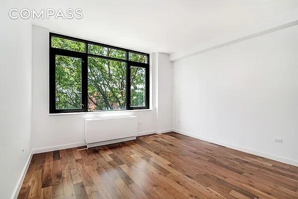 Rented by Compass | media 9