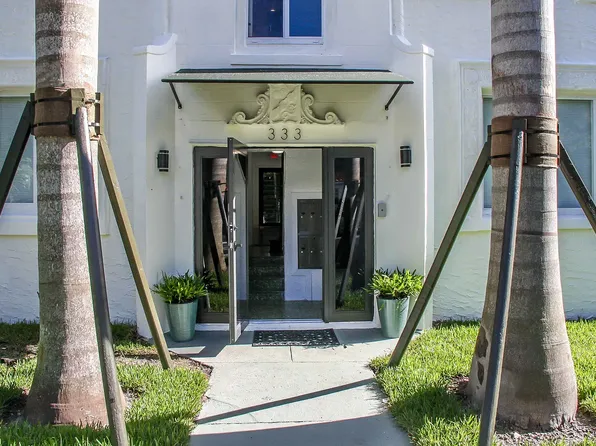333 SW 30th Rd APT 8, Miami, FL 33129