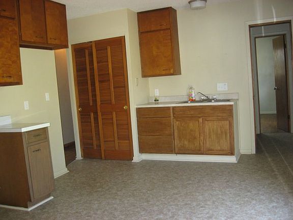 2nd image of 310 W Forest Ave