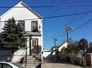 268 Grace St, Perth Amboy, NJ 08861