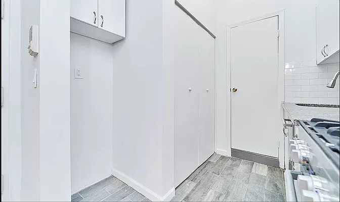 Rented by Living New York | media 8