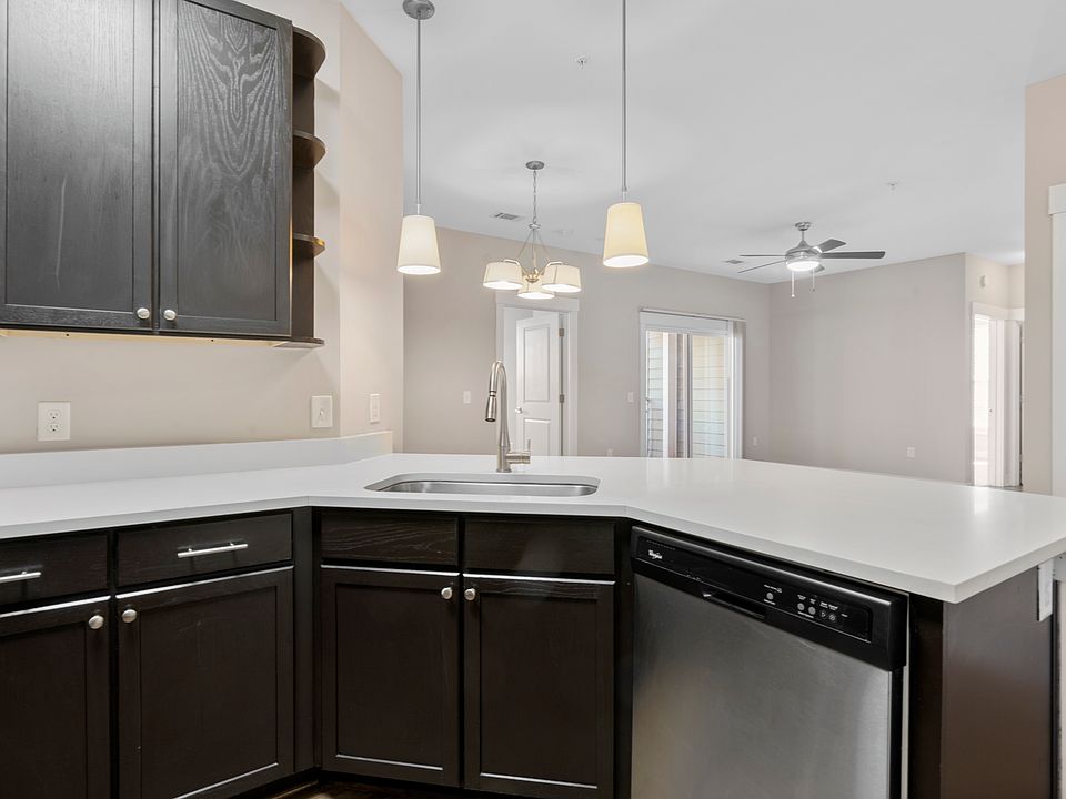 Cottonwood Reserve Renovated Apartment Kitchen
