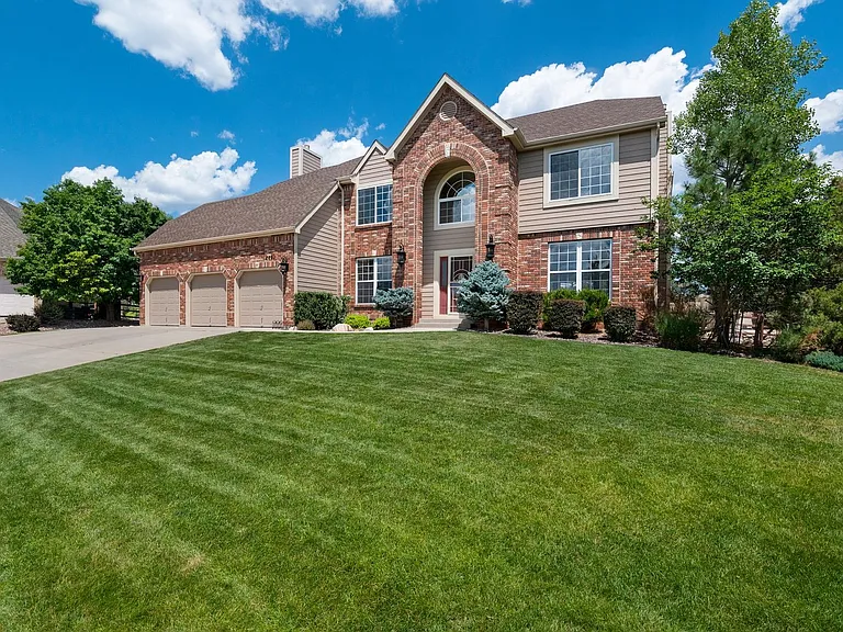 2420 Regal View Ct — Photo 2