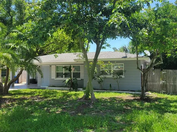 6103 Carlton Ave, Sarasota, FL 34231