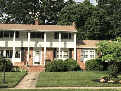 6 Cresthill Rd, Lawrence Township, NJ, 08648