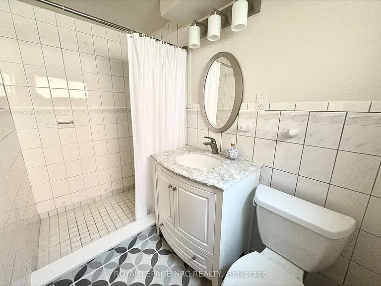 7151 Maywood St #LOWER LEVEL — Photo 5