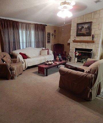 4th image of 195 Country View Ln