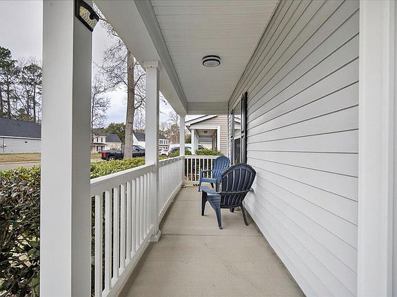 3rd image of 8613 Madelyn St