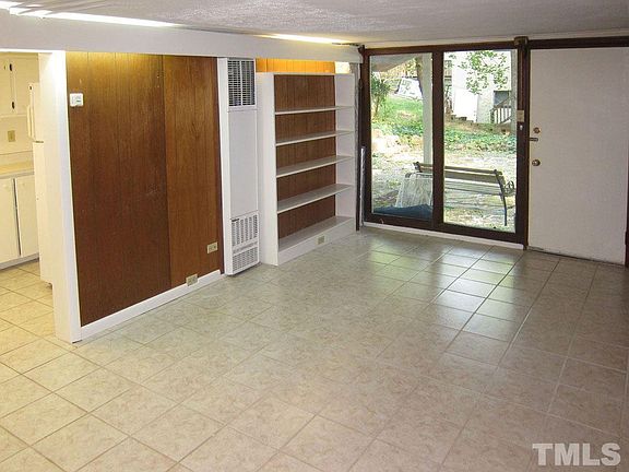 3rd image of 38 Davie Cir APT 1