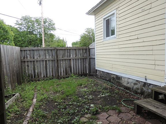 2nd image of 312 Railroad Ave