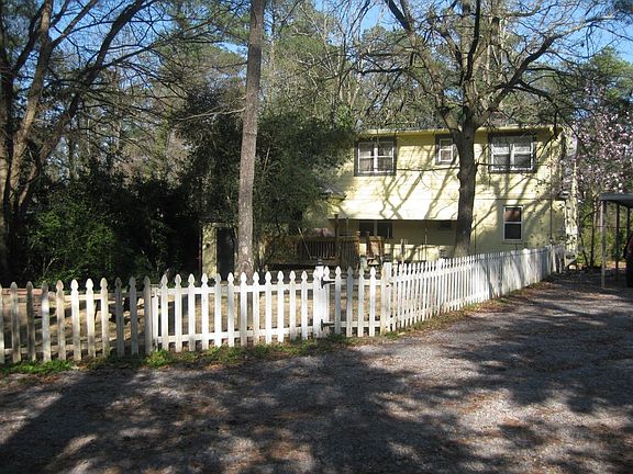 back yard - access from Bright Ave