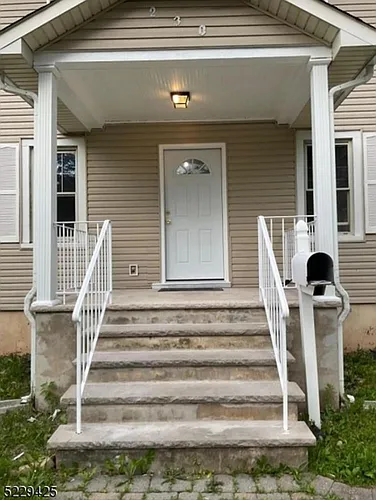 230 Albermarle St Photo 1