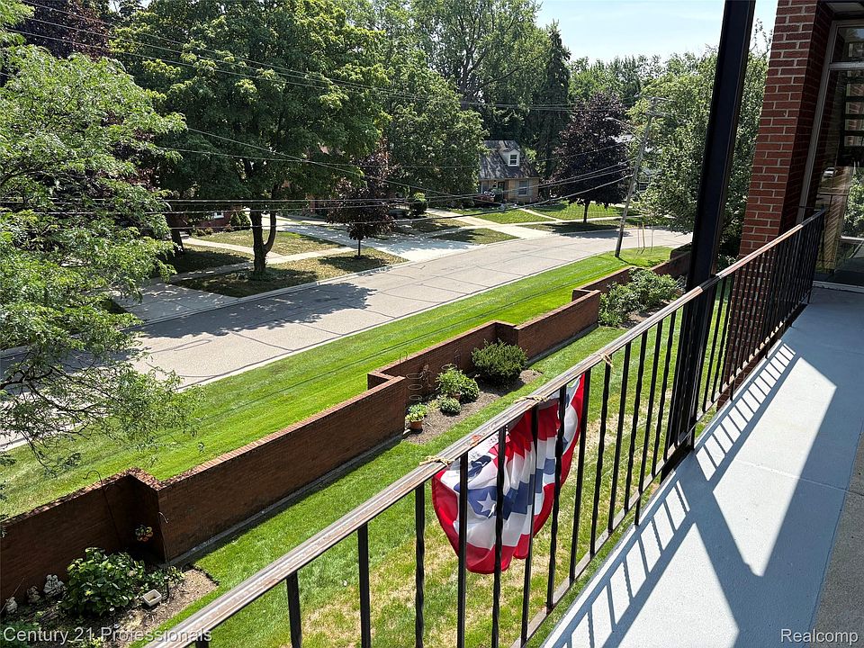 2820 Woodslee Dr Apt 301, photo 7