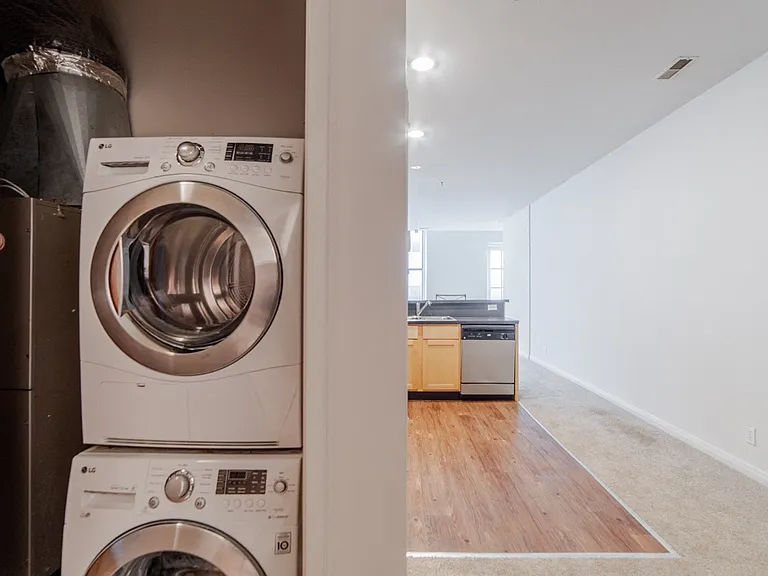 26 West Apartments — Photo 14
