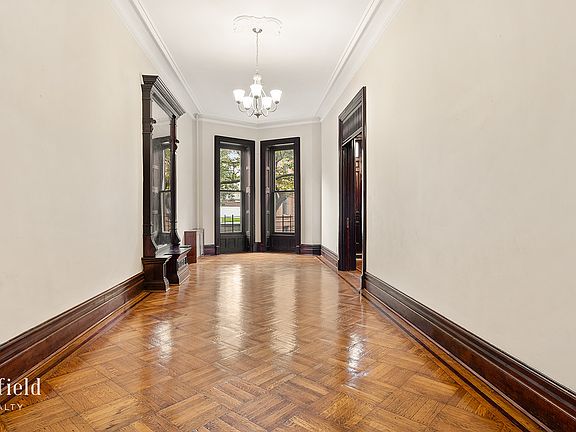 5th image of 212 Garfield Pl #2