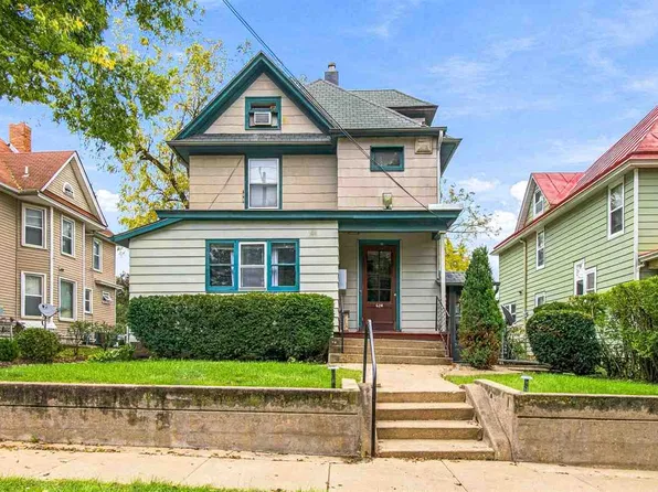 624 N Linn St, Iowa City, IA 52245