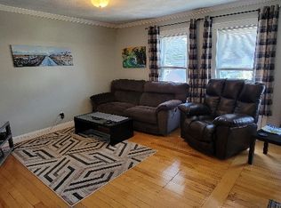 60 Montvale St #3, Roslindale, MA 02131
