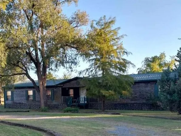 202 E Cole Ave, Fletcher, OK 73541