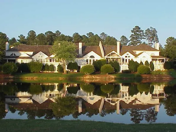 745 Crabtree Crossing Pkwy, Cary, NC 27513
