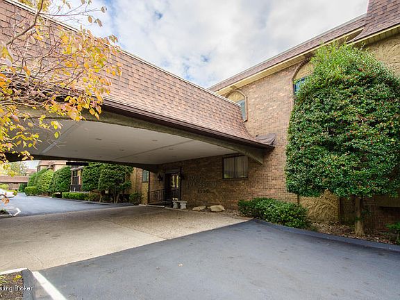 3rd image of 1600 Gardiner Ln APT 209B
