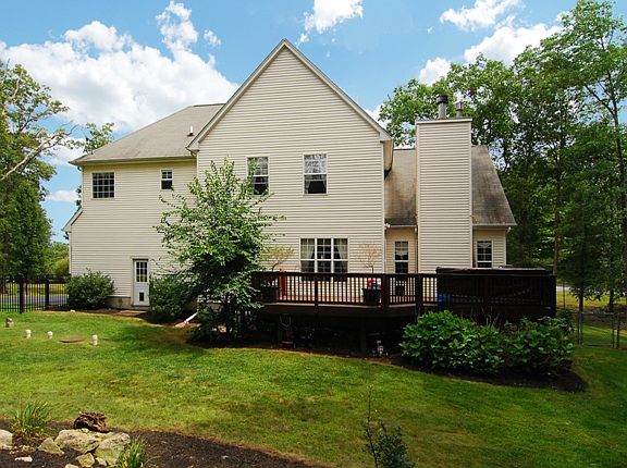 View of back of home
