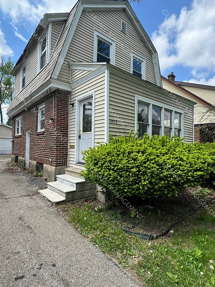 2013 Joliet — Photo 1