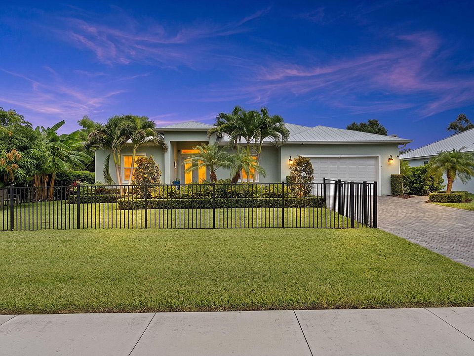 1st image of 232 SW INDIAN GROVES Drive