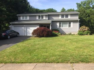 201 Winesap Rd, Berlin, CT 06037