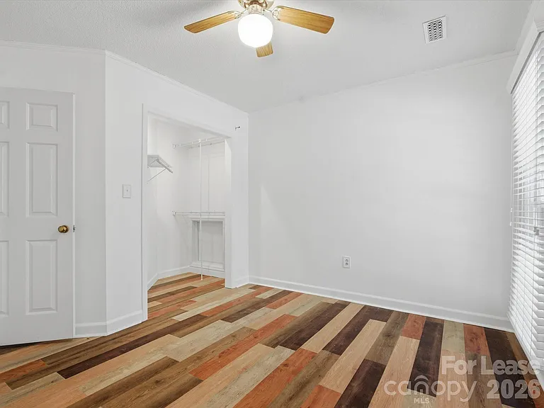 9437 Fairmead Dr — Photo 43