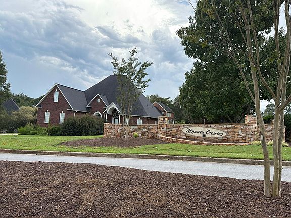 2nd image of 102 Hopewell Rdg