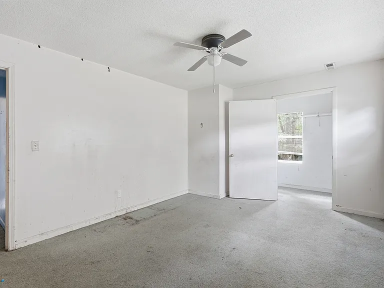 615 Macon St — Photo 22
