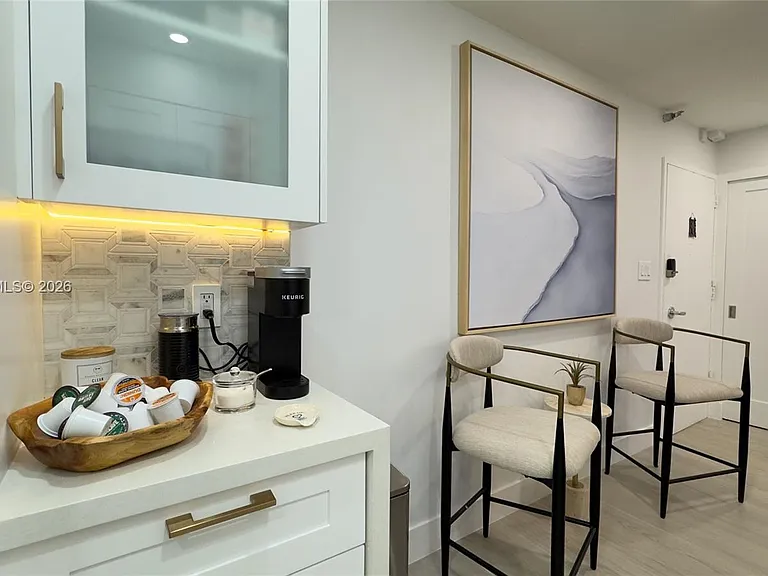 5161 Collins Ave #715 — Photo 10