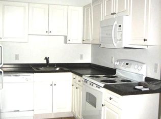 397 Post Rd #45025556F, Darien, CT 06820