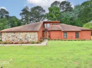 1475 Pounds Rd SW, Lilburn, GA 30047