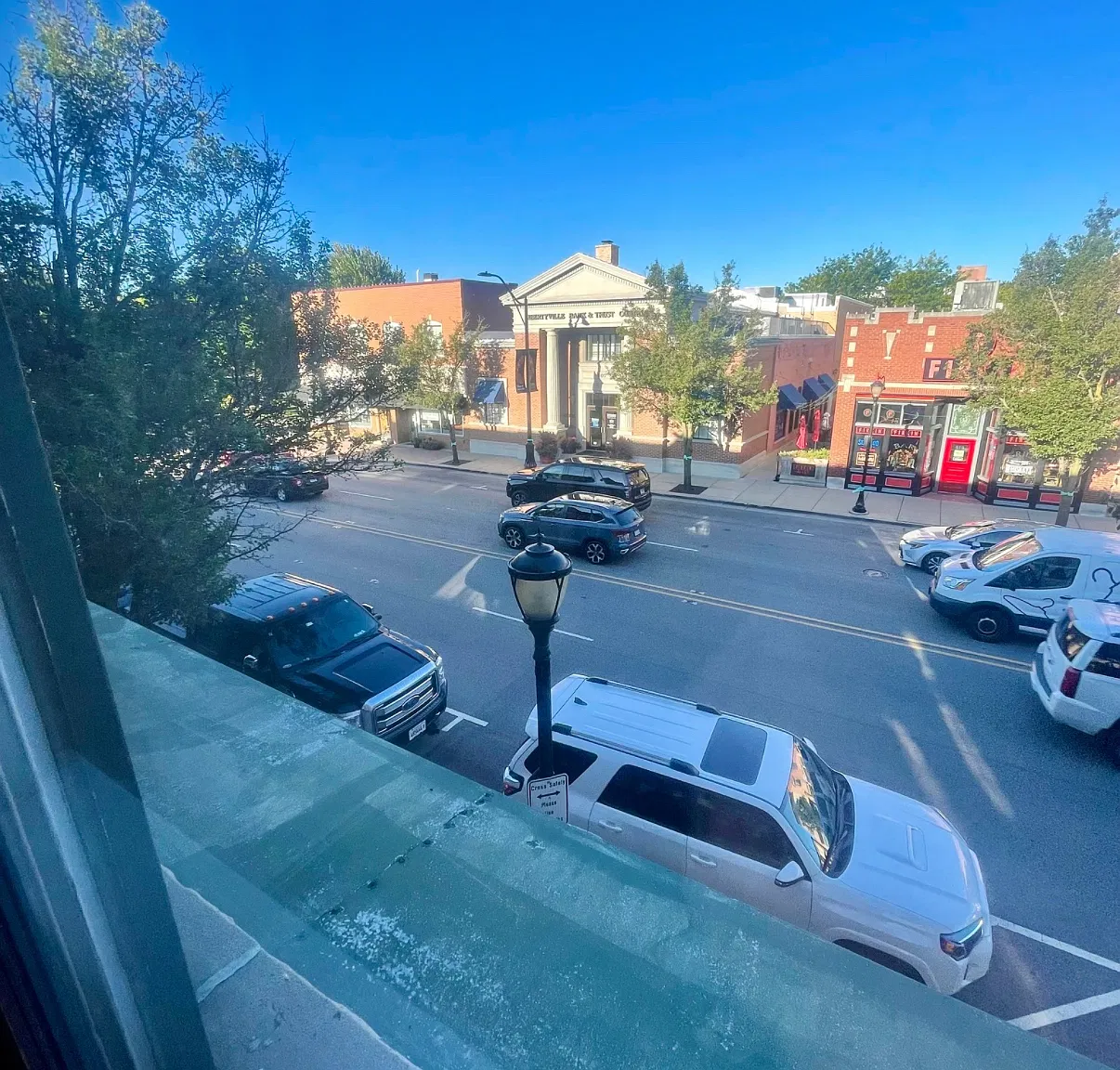 2 bed, 850 sqft, $1,500 — Photo 2