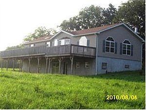 2nd image of 9767 Schwartzwalder Rd