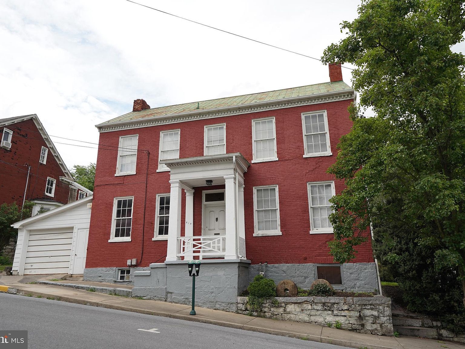 219 E King St, Martinsburg, WV 25401 Zillow