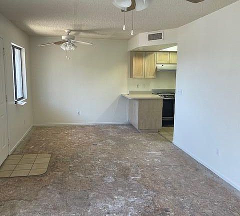 4th image of 1989 Mesquite Ave Unit 6B