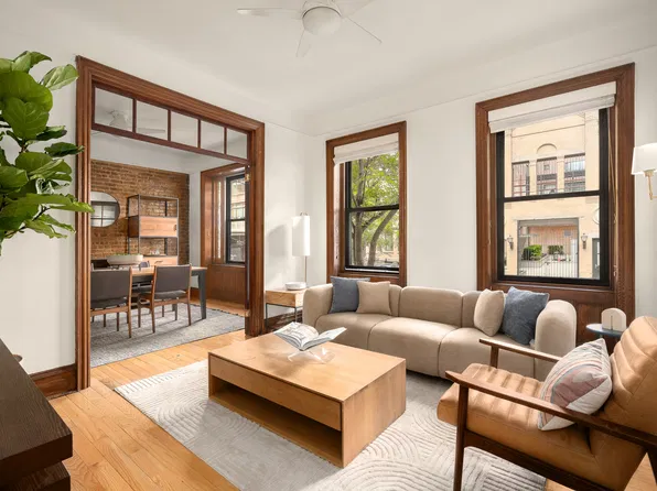 170 West 89th Street image 1 of 7