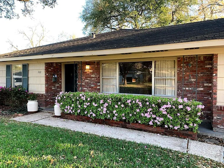 3111 Broadmead Dr — Photo 4