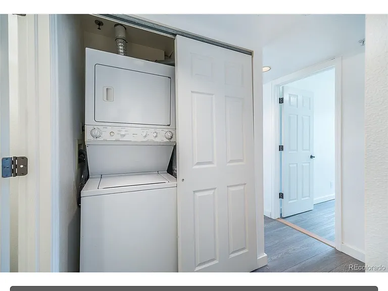 2727 Folsom St #211 — Photo 12