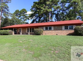 333 W Greenfield Dr, Wake Village, TX 75501