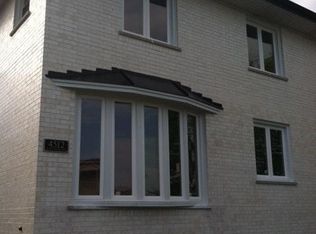 4512 Sunnyside Ave #1F, Brookfield, IL 60513