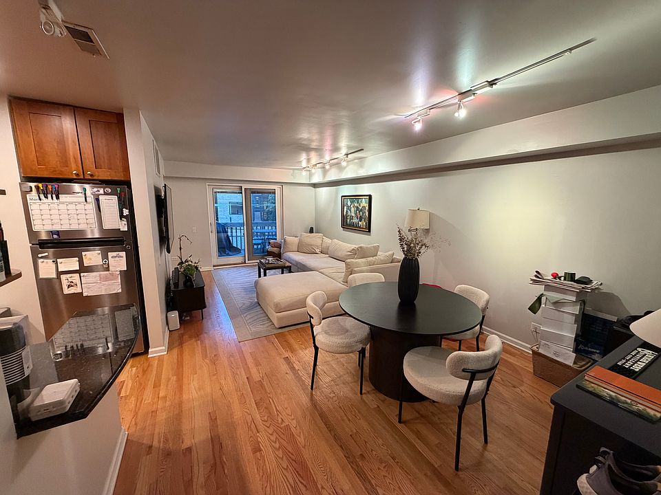1st image of 2045 N Larrabee St APT 7306